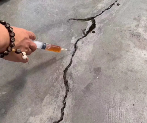 萍乡混凝土裂缝修补技术详解​